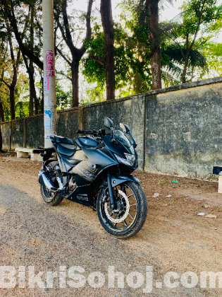 Suzuki gixxer 250